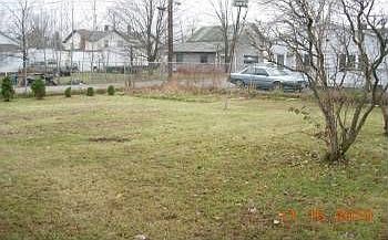 2nd image of 606 N Poplar St