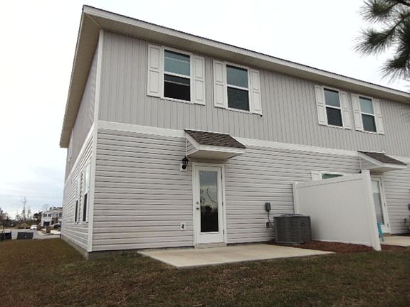 2nd image of 5900 Callaway Cir
