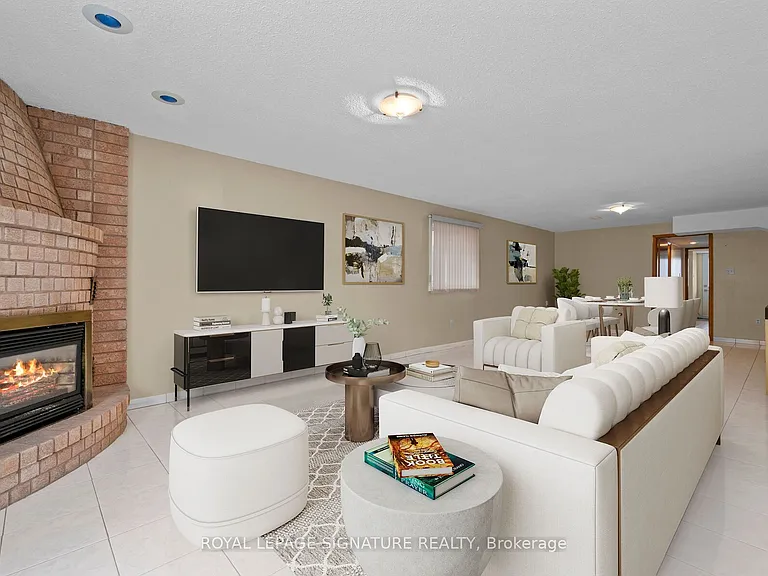 5 Acacia Ave — Photo 36