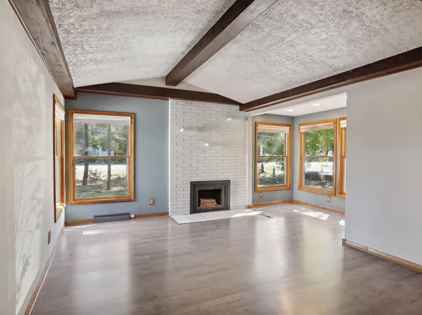 3227 Century Ave N, White Bear Lake, MN 55110