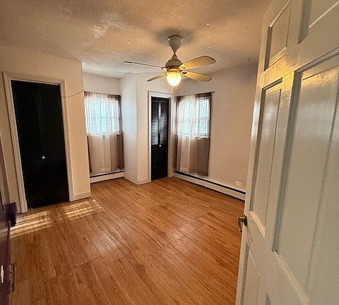 2nd image of 1018 W Plainfield Rd
