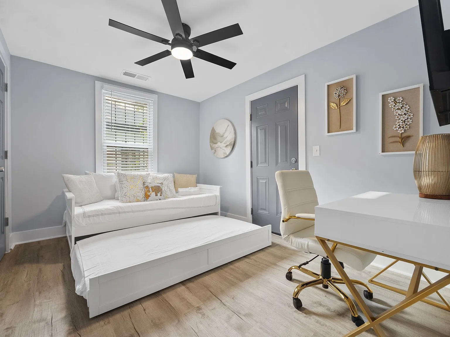 3 bed, 1500 sqft, $4,000 — Photo 4