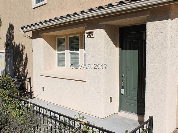 3rd image of 2029 Rockburne St #0