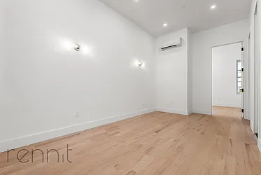 Rented by Rennit Inc.