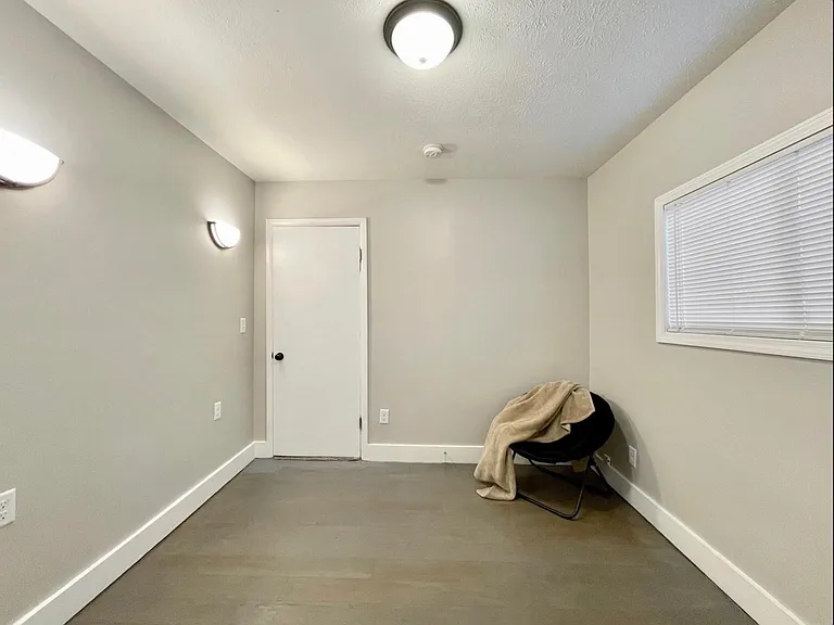 636 Henry Ave SE #1 — Photo 14