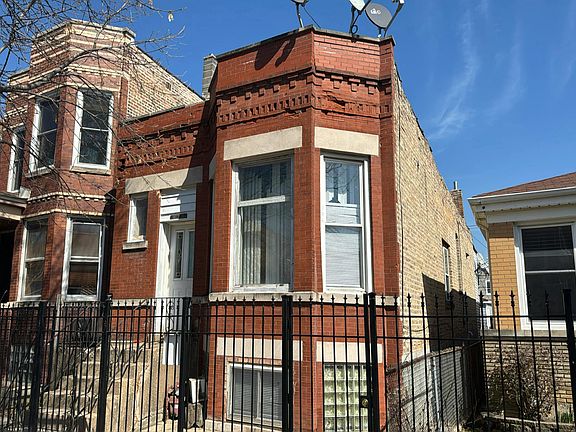 2nd image of 1513 N Springfield Ave