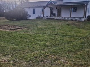 7833 Pymatuning Lake Rd, Williamsfield, OH 44093