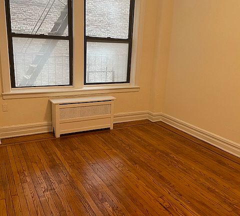 3rd image of 155 E 91st St APT 2D