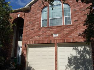 2826 Darby Brook Dr, Fresno, TX 77545