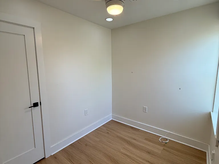 153 W Palmer St — Photo 17