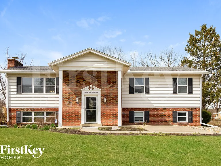8431 Bluebird Dr — Photo 1