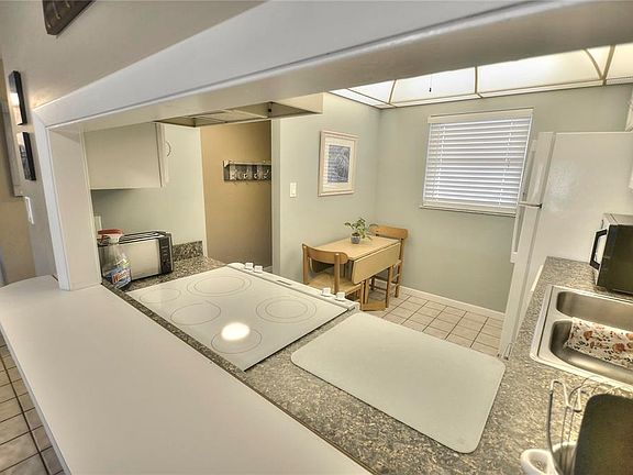 4th image of 4155 S ATLANTIC AVENUE #403