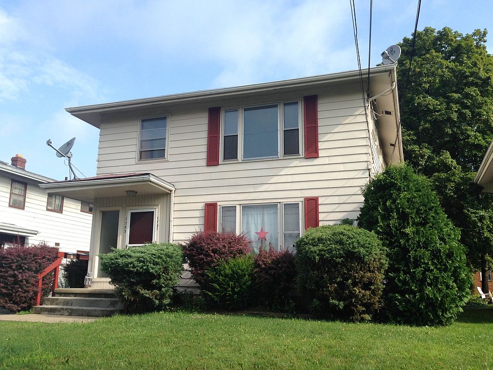 1st image of 1751 & 1753 Liberty Dr