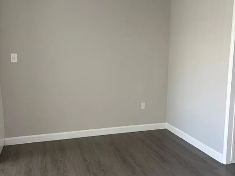 Mardi Gras for 1475, Palmyra Avenue Orange, CA 92868 | Palmyra Apartments for 1511-1519 Palmyra A... — Photo 5