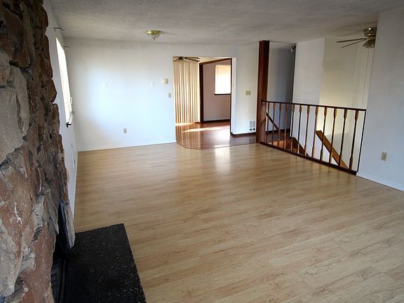 3rd image of 22327 50th Ave E