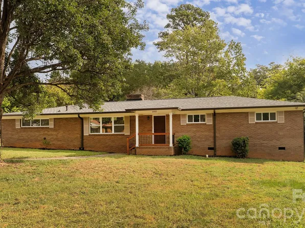 6400 Elmwood Cir, Charlotte, NC 28214