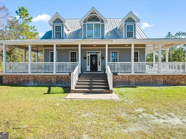 1198 Highway 110 E, Hortense, GA 31566