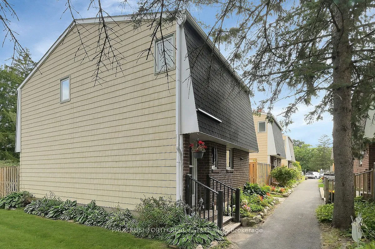 3 bed, $2,500 — Photo 2