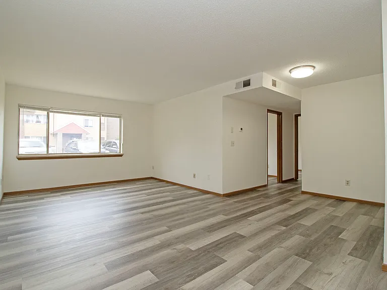 1526 9th Ave S #101 — Photo 4