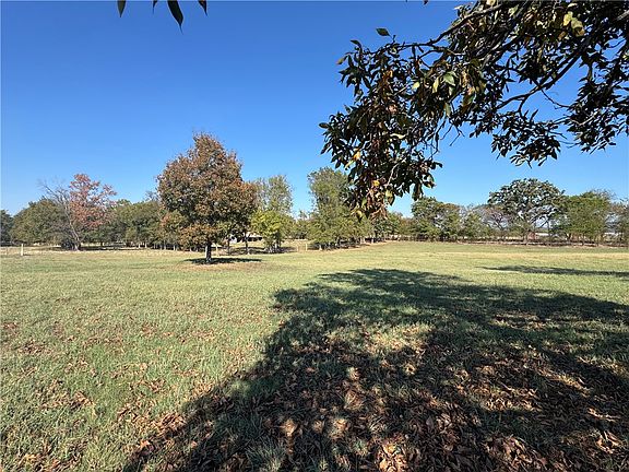 2nd image of 12871 Patton Rd