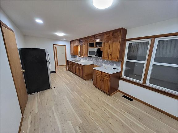 5th image of 10551 E Lake Dr