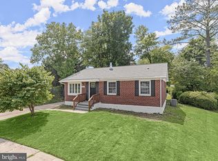 9145 Covered Bridge Rd, Parkville, MD 21234