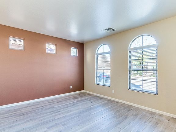 4th image of 2671 E Wesson Dr