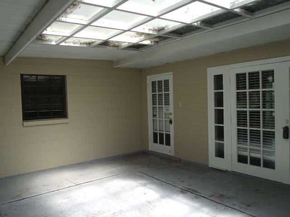 2nd image of 2230 Sunrise Blvd