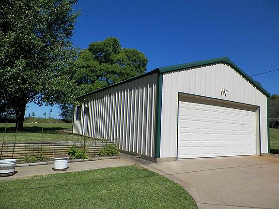 3rd image of 500 Hargis Dr