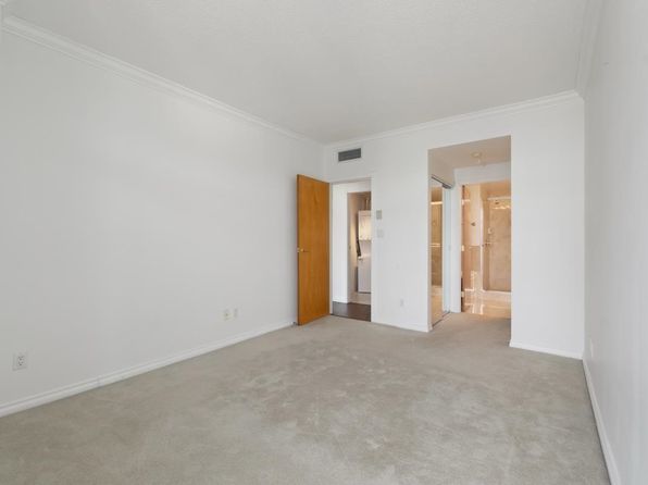 2 bedroom rental in Vancouver — photo 16