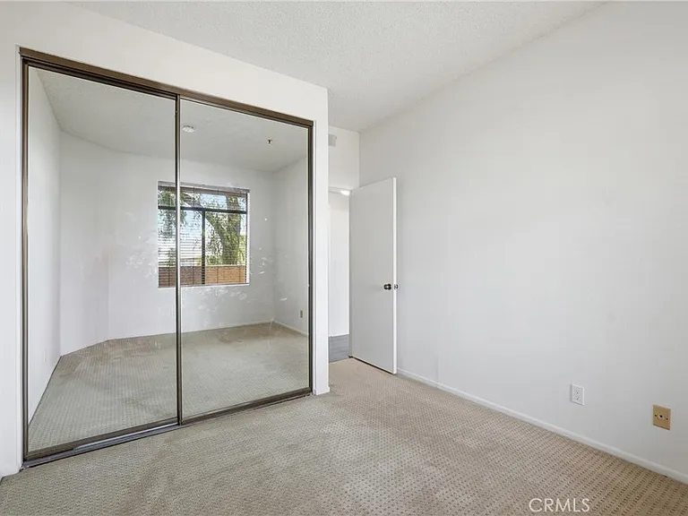 2559 Plaza Del Amo #104 — Photo 18