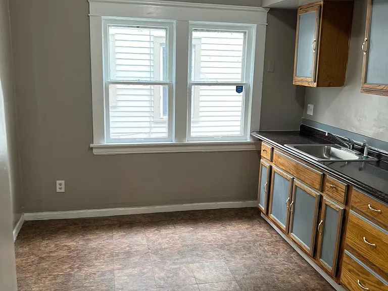 14406 Westropp Ave — Photo 14