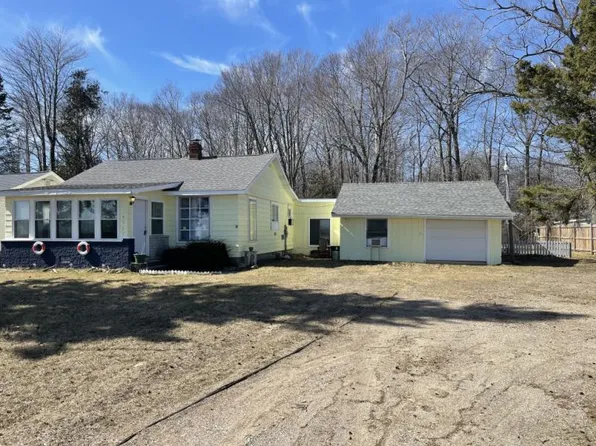 6909 N Us Highway 23, Oscoda, MI 48750