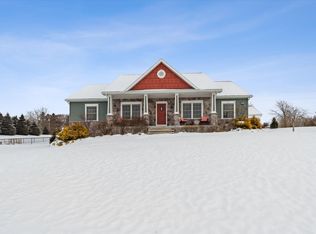 1041 Sleeping Meadow Ln, Mason, MI 48854