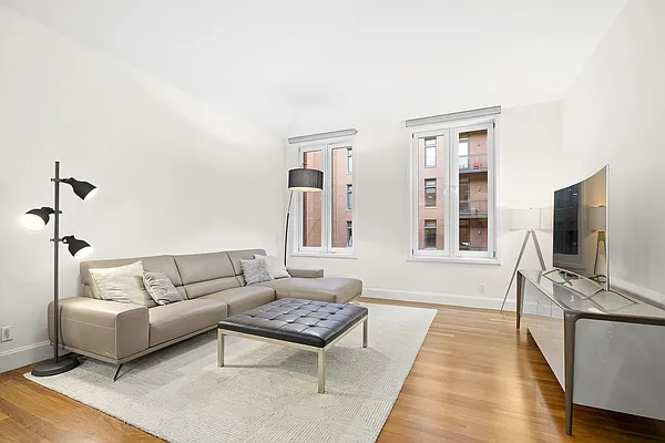 Rented by Compass | media 8