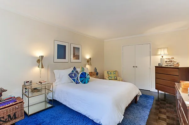 Sold by Garfield Realty  | media 4