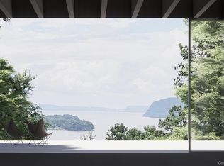 3 Prickly Pear Hill Rd, Croton On Hudson, NY 10520