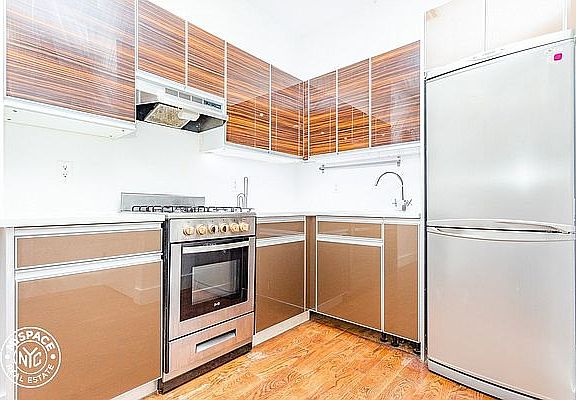 2nd image of 1072 Bergen St #7Q