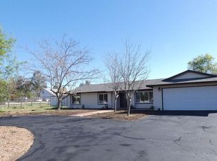 627 Hanson Ln, Ramona, CA 92065