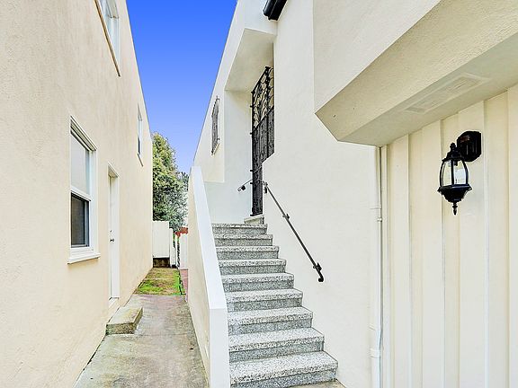 3rd image of 56 Morningside Dr