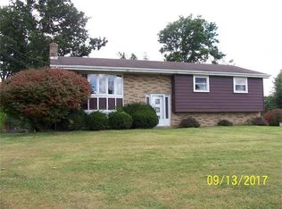 120 Karen Dr, Washington, PA 15301