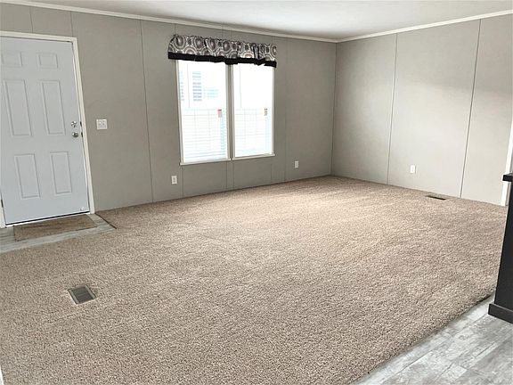 3rd image of 6619 Yorkshire Ct
