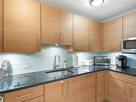 4th image of 1 Renaissance Sq Unit 8B