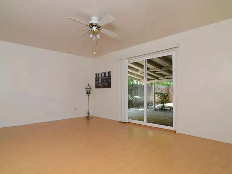 5513 Sapunor Way — Photo 3