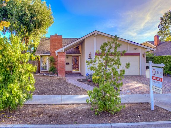 2nd image of 282 Dondero Way
