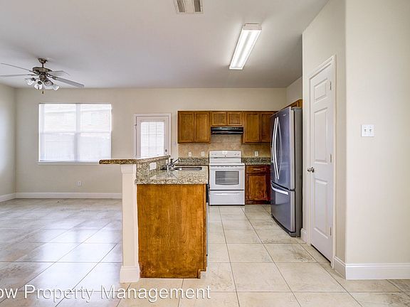 5th image of 6054 Yorkglen Manor Ln