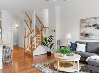 20351 Vermeer St, Ashburn, VA 20147