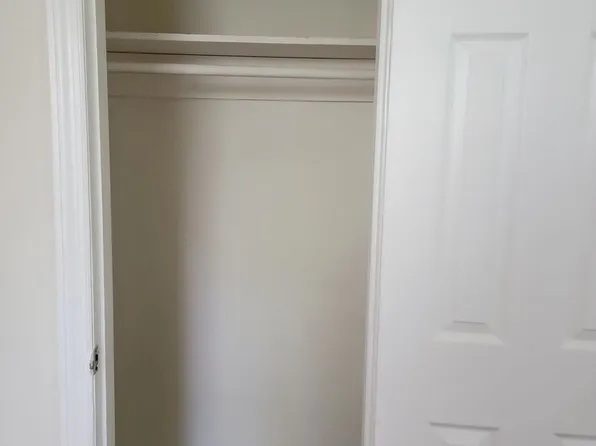 229 W 38th St #B, Norfolk, VA 23504