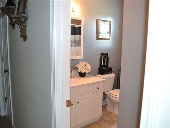 5th image of 485 Atlee Dr
