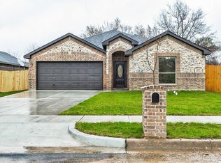 3729 Radford Rd, Fort Worth, TX 76119
